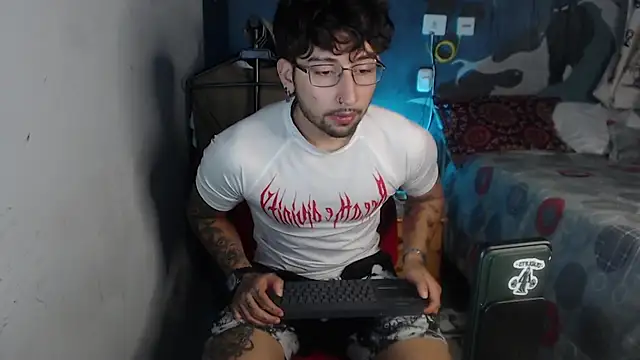 Dereck Dickson online show from November 2025 03:10:02 AM