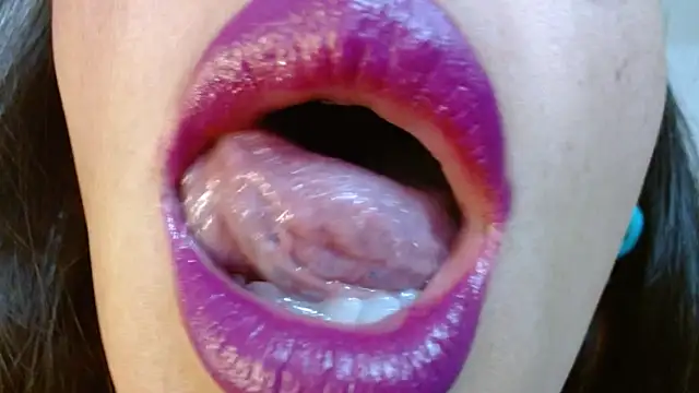 Snapshot of miss_evoleth2 chatting on November 2025 07:01:02 AM miss evoleth2 online show from November 2025 07:01:02 AM