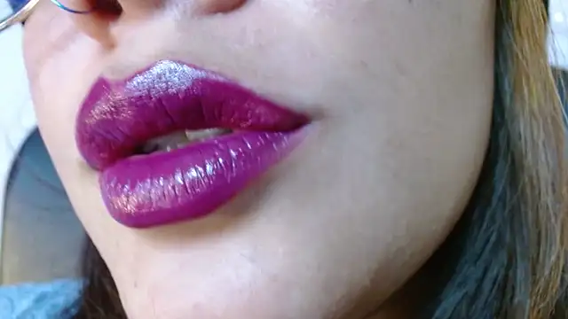 Snapshot of miss_evoleth2 chatting on November 2025 08:47:01 AM miss evoleth2 online show from November 2025 08:47:01 AM