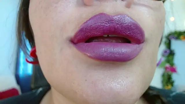 miss evoleth2 online show from April 2026 09:39:33 PM