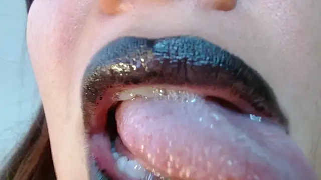 miss evoleth2 online show from December 2025 08:42:01 PM