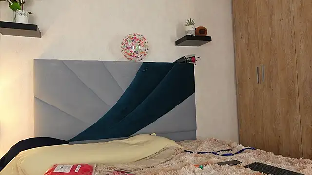 AshiaEkta1 online show from February 2026 10:53:02 PM