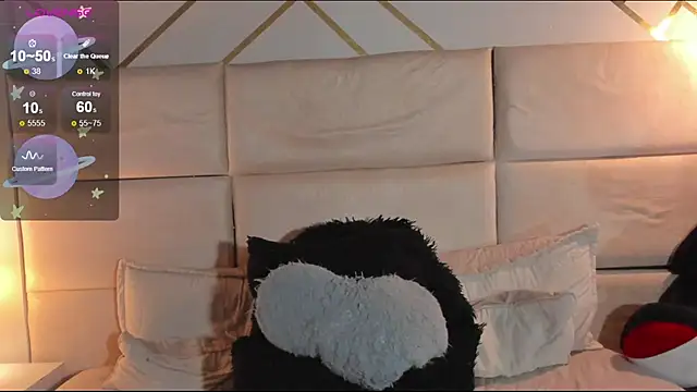 Nathaliajonees online show from October 2025 12:28:01 PM