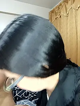 Lucy Chery online show from December 2025 11:21:01 PM