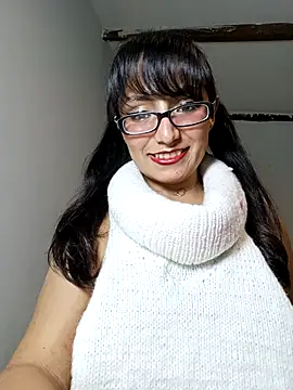 Lucy Chery online show from June 2026 02:23:02 AM