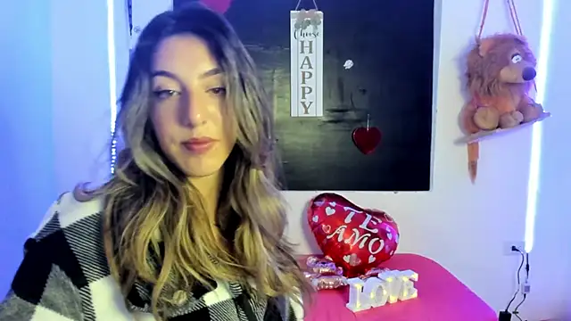 queen-natty online show from March 2025 03:32:02 AM