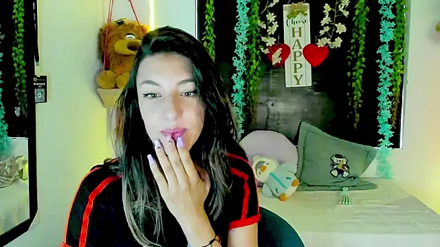 queen-natty online show from March 2026 02:32:01 PM