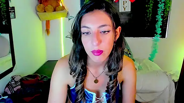 queen-natty online show from February 2026 01:55:02 PM