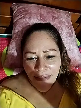 SluttyMilf79 online show from February 2025 07:44:01 AM