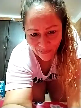 SluttyMilf79 online show from February 2025 06:51:01 AM