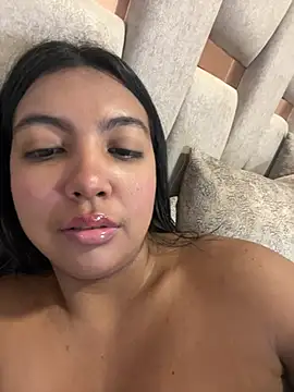 nicole fisherr online show from March 2026 08:26:33 AM