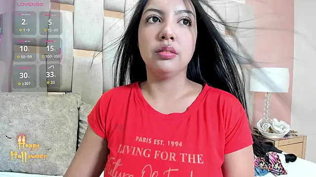 nicole fisherr online show from November 2025 04:28:02 AM