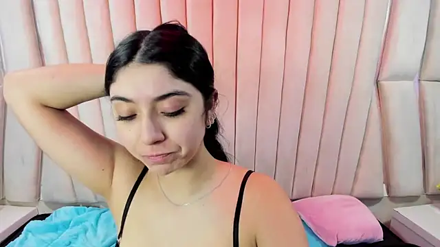 Lucy Anall  online show from March 2026 10:59:01 PM