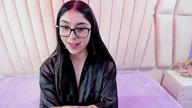 Lucy Anall  online show from March 2026 10:03:01 PM