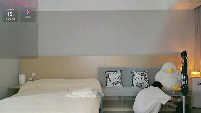 Lucky-baby online show from October 2025 12:59:01 PM