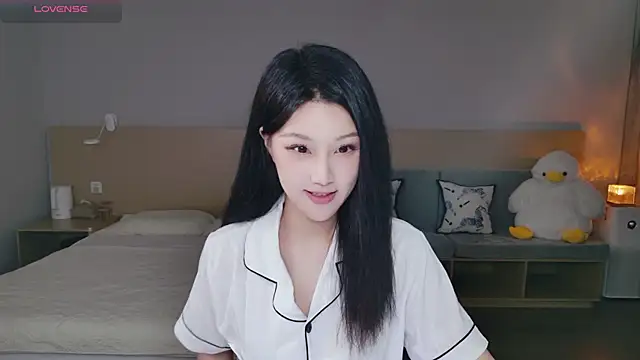 Snapshot of Lucky-baby chatting on September 2025 01:07:02 PM Lucky-baby online show from September 2025 01:07:02 PM