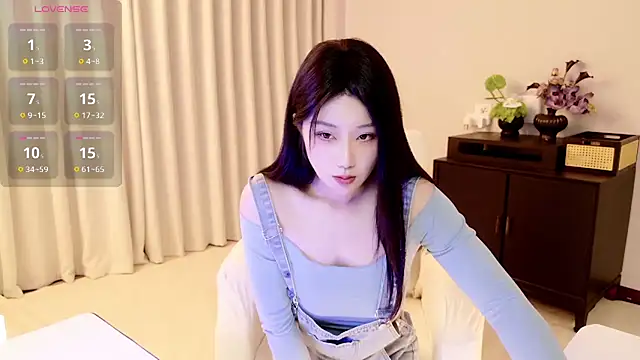 Lucky-baby online show from April 2026 01:15:01 PM