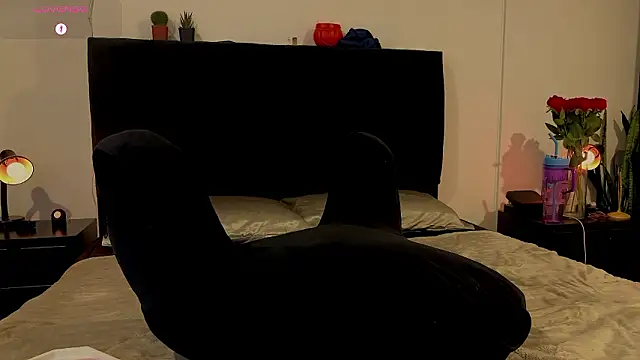 whitesemma online show from March 2026 01:24:01 AM