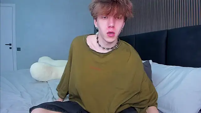 Snapshot of braxiboy chatting on February 2025 05:12:02 AM braxiboy online show from February 2025 05:12:02 AM