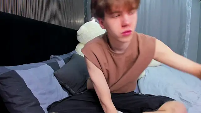 Snapshot of braxiboy chatting on January 2025 12:17:02 PM braxiboy online show from January 2025 12:17:02 PM