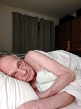 Ferret7777 online show from April 2026 09:45:02 PM