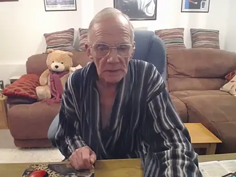 Ferret7777 online show from November 2025 09:18:01 PM