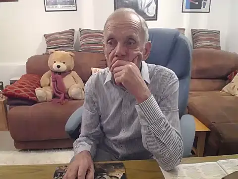 Ferret7777 online show from November 2025 08:14:01 PM