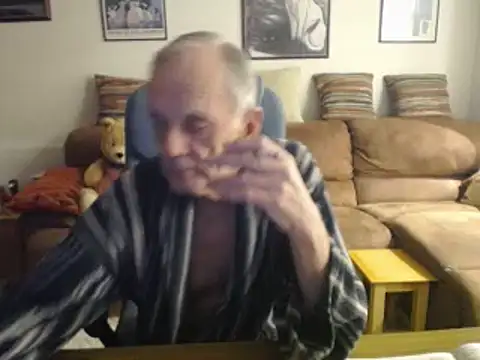 Ferret7777 online show from April 2026 11:32:02 PM