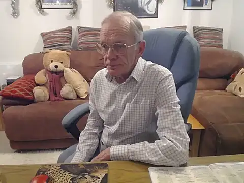 Ferret7777 online show from December 2025 06:51:02 PM