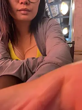 Bella0815 online show from November 2025 06:51:02 AM