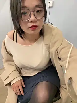 Bella0815 online show from February 2025 07:58:02 AM