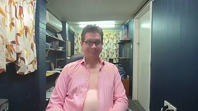 Snapshot of tilobinder chatting on November 2025 03:15:01 PM tilobinder online show from November 2025 03:15:01 PM