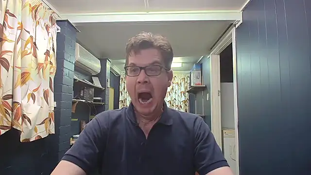 Snapshot of tilobinder chatting on January 2026 02:45:01 PM tilobinder online show from January 2026 02:45:01 PM