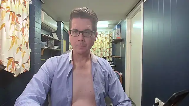 Snapshot of tilobinder chatting on November 2025 02:00:02 PM tilobinder online show from November 2025 02:00:02 PM