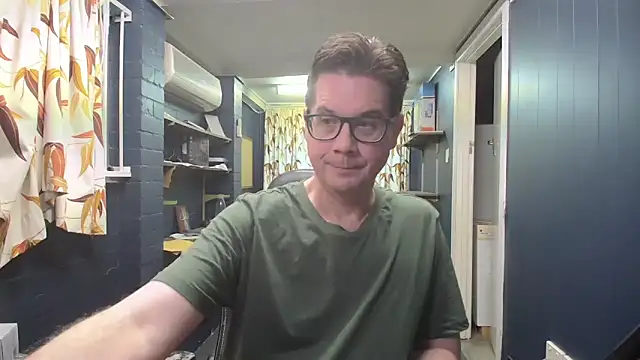 Snapshot of tilobinder chatting on March 2026 03:50:02 PM tilobinder online show from March 2026 03:50:02 PM