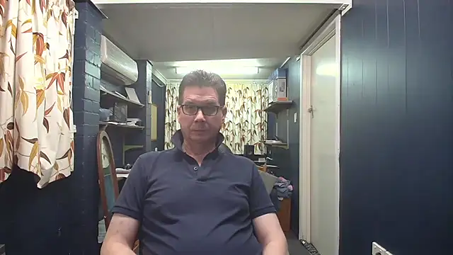 Snapshot of tilobinder chatting on October 2025 01:56:01 PM tilobinder online show from October 2025 01:56:01 PM