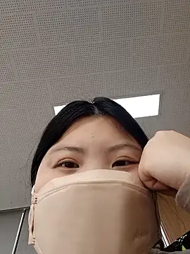 hello098712 online show from November 2025 03:21:02 AM