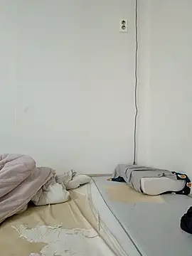 hello098712 online show from November 2025 09:24:02 AM