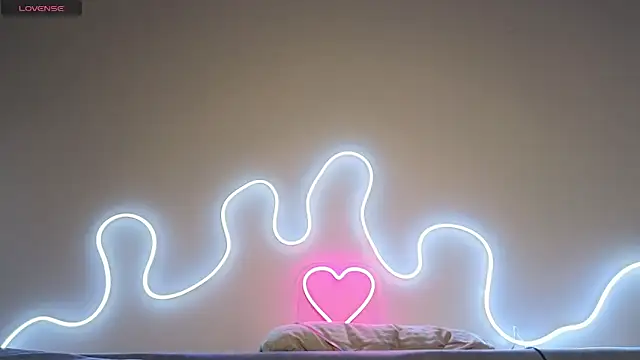 Snapshot of CutiePie3 chatting on March 2025 12:30:01 AM CutiePie3 online show from March 2025 12:30:01 AM