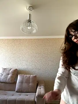 CutiePie3 online show from December 2025 12:04:02 PM