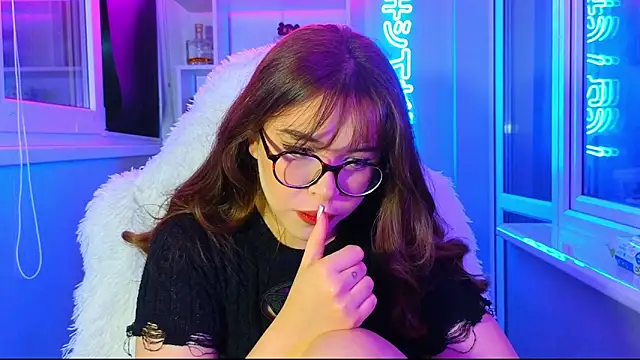 CutiePie3 online show from November 2025 09:25:02 PM