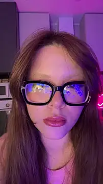 CutiePie3 online show from March 2026 05:18:01 PM