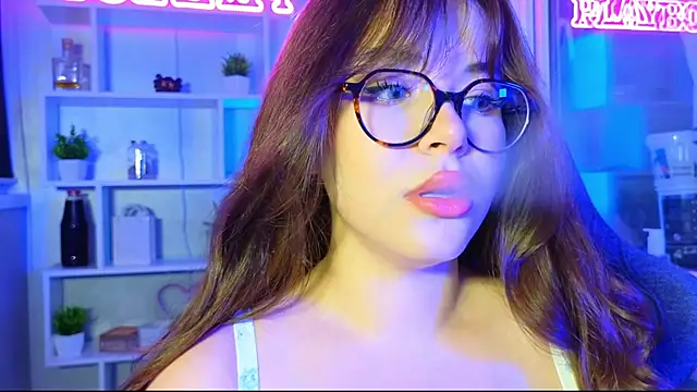 CutiePie3 online show from November 2025 08:01:01 PM