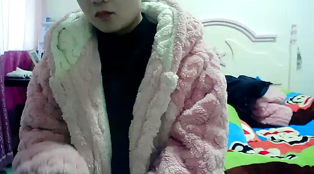 Snapshot of CN-Xiaoxi chatting on February 2025 12:05:02 AM CN-Xiaoxi online show from February 2025 12:05:02 AM