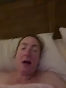 LouiseTswing online show from December 2024 11:28:01 PM