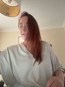 LouiseTswing online show from February 2026 02:27:02 PM