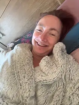 LouiseTswing online show from March 2026 07:50:02 AM