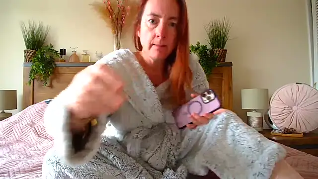 LouiseTswing online show from March 2026 10:48:02 AM