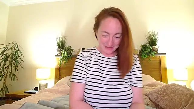 LouiseTswing online show from March 2025 08:11:01 PM