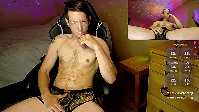 Snapshot of MasterForgedRayy chatting on April 2026 01:40:02 AM MasterForgedRayy online show from April 2026 01:40:02 AM